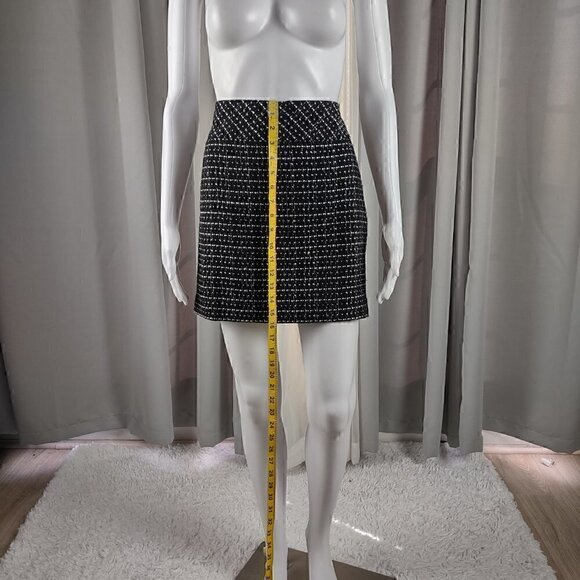 Ann Taylor Loft Petite Women Knitted White Black Straight & Pencil Skirt Size 4P - Picture 9 of 10
